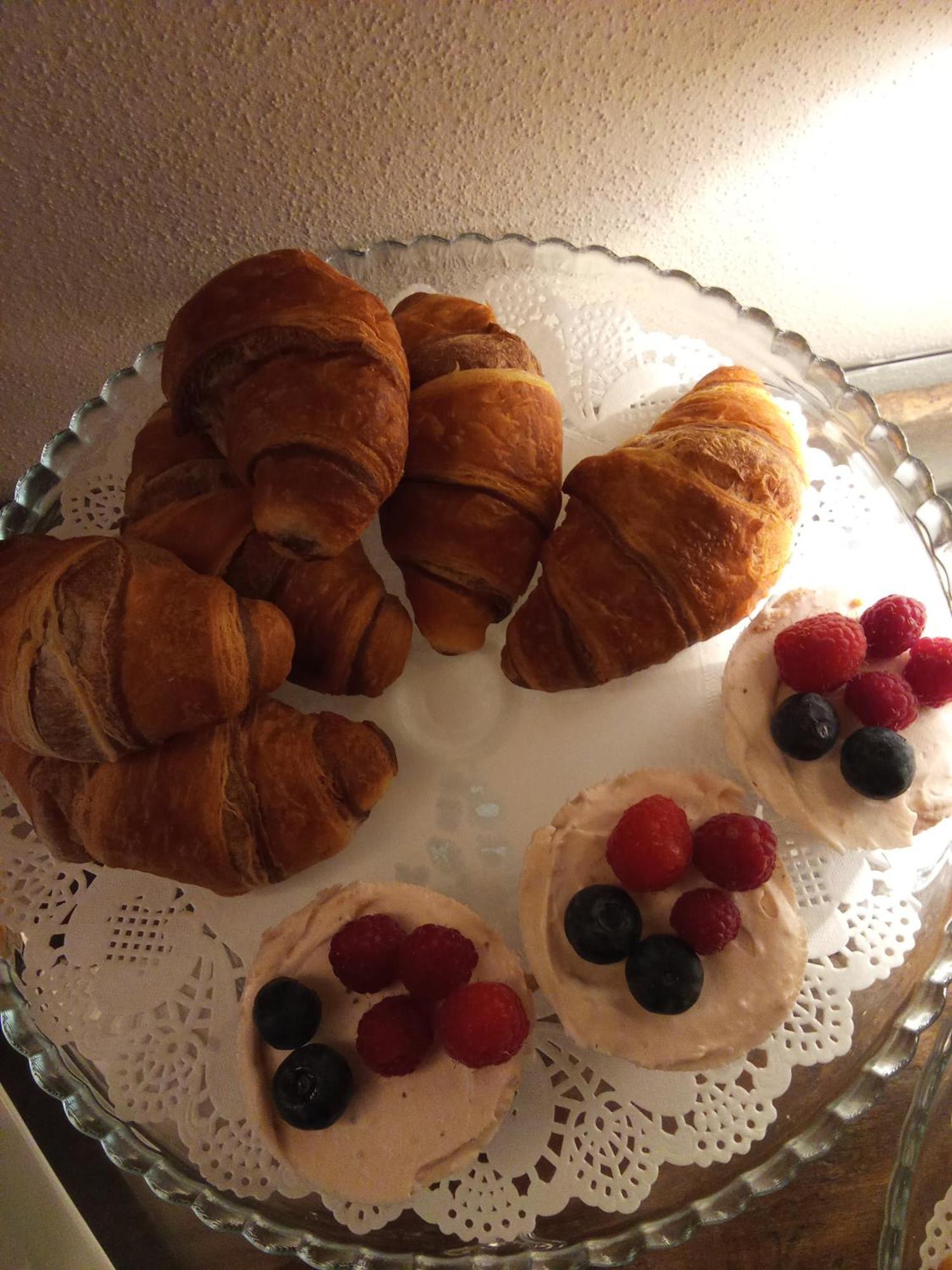 B&B Antico Tralcio Antignano  Luaran gambar