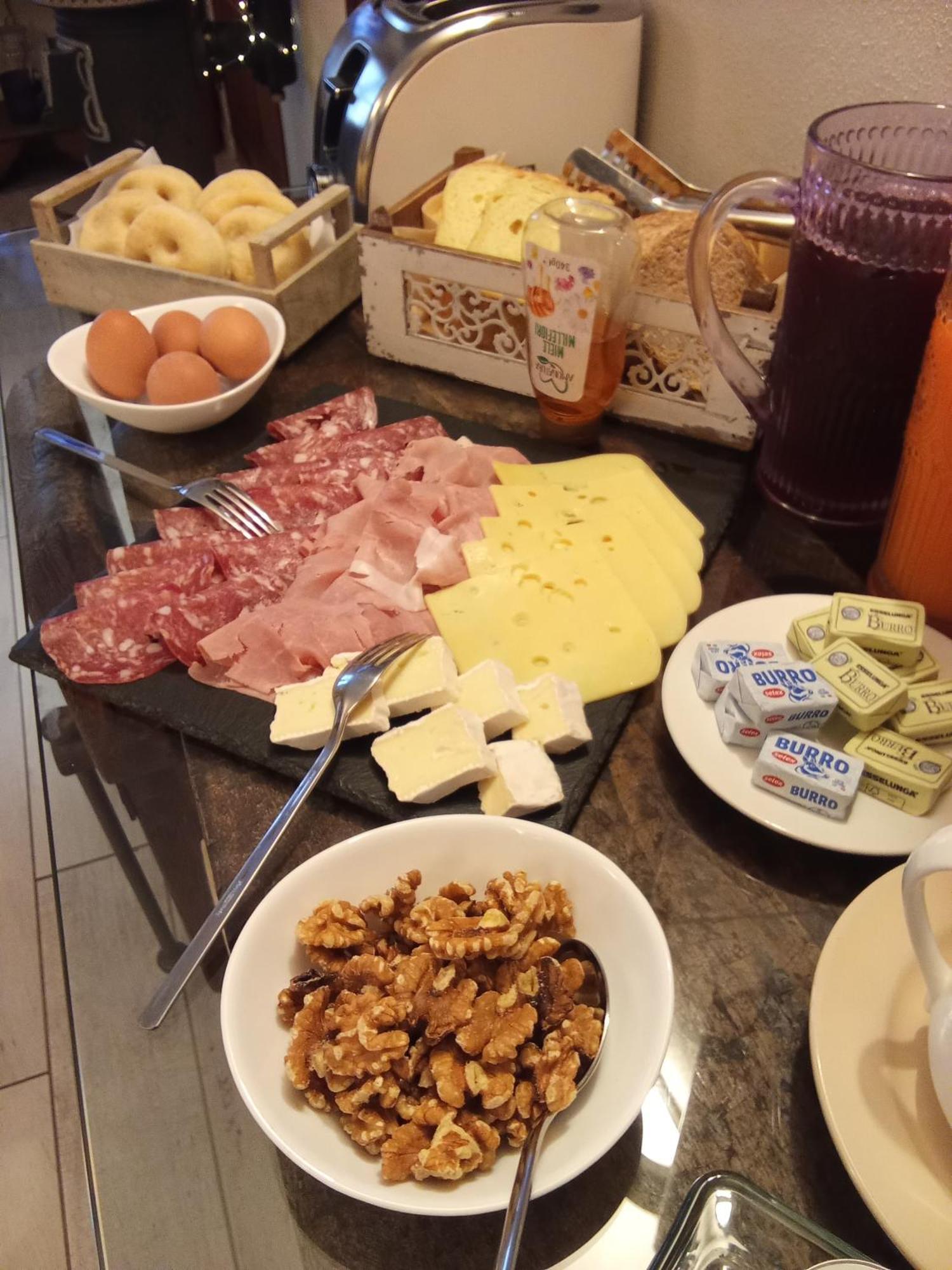 B&B Antico Tralcio Antignano  Luaran gambar