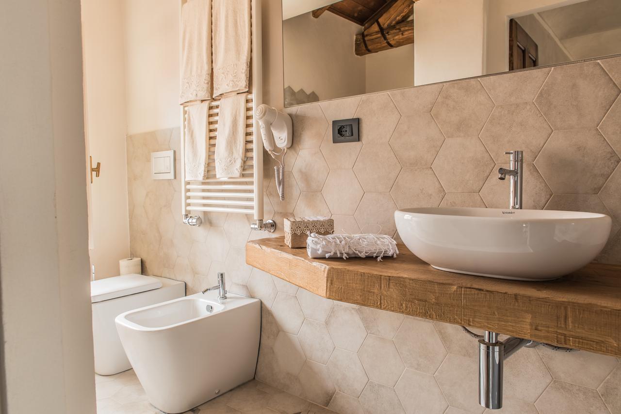 B&B Antico Tralcio Antignano  Luaran gambar