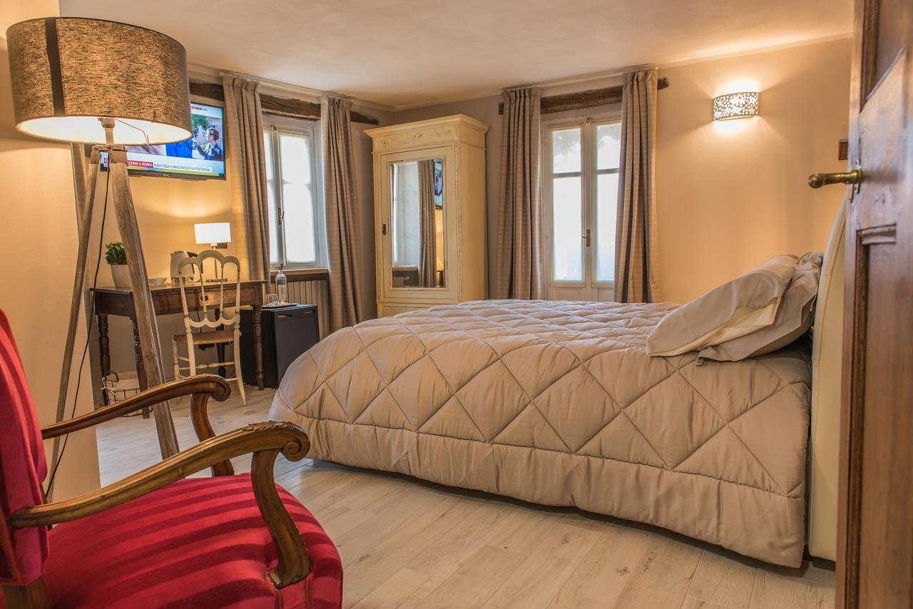 B&B Antico Tralcio Antignano  Luaran gambar